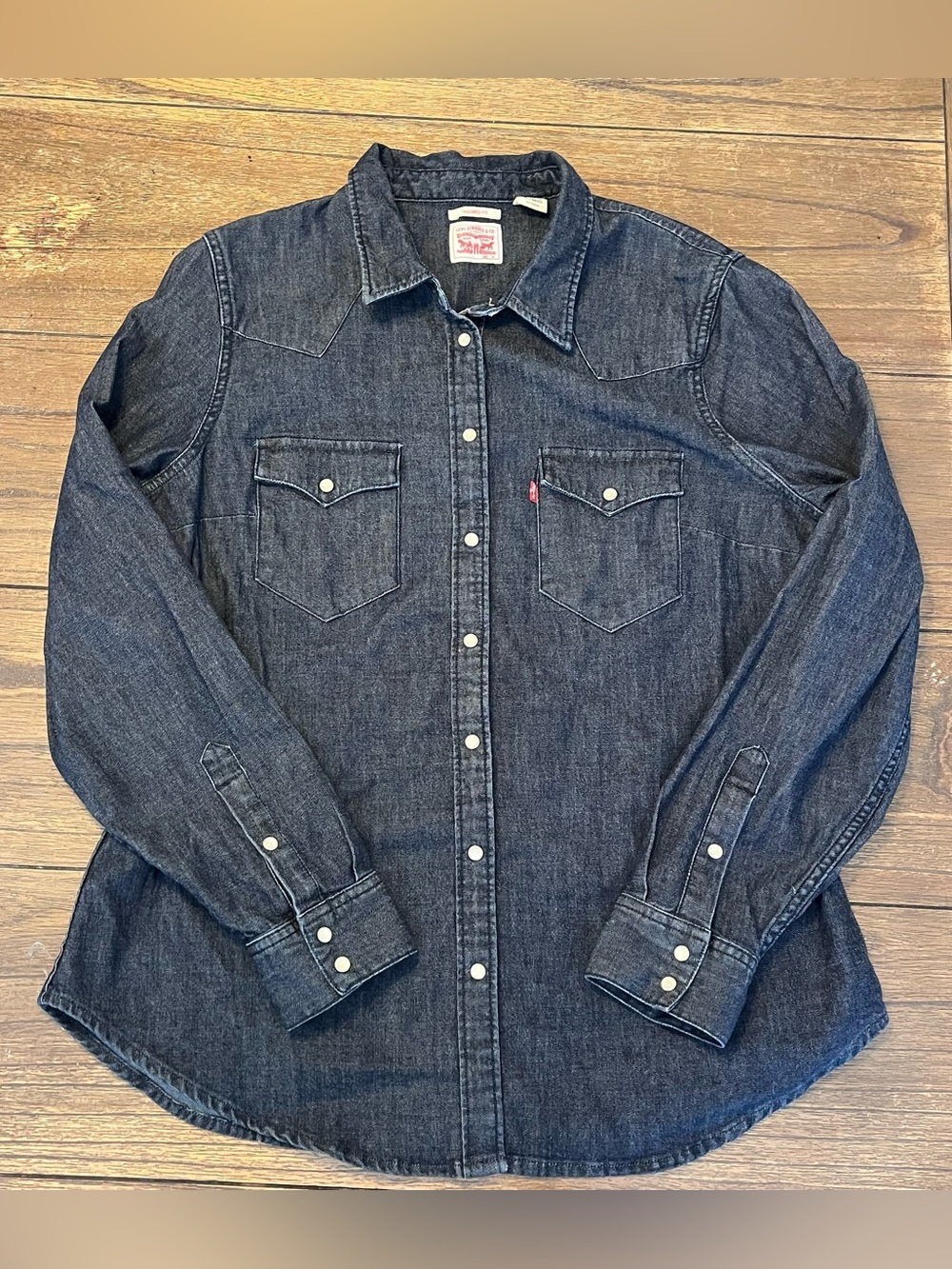 Levi’s Pearl Snap Blue Jean Button Down Shirt Western Women’s XL